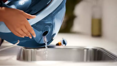  Easy descaling for longer iron life